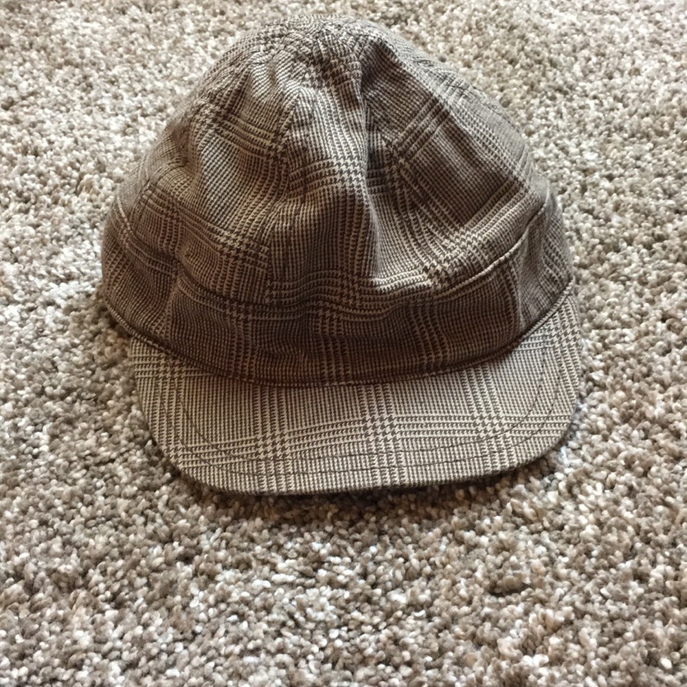 Baby gap hat
